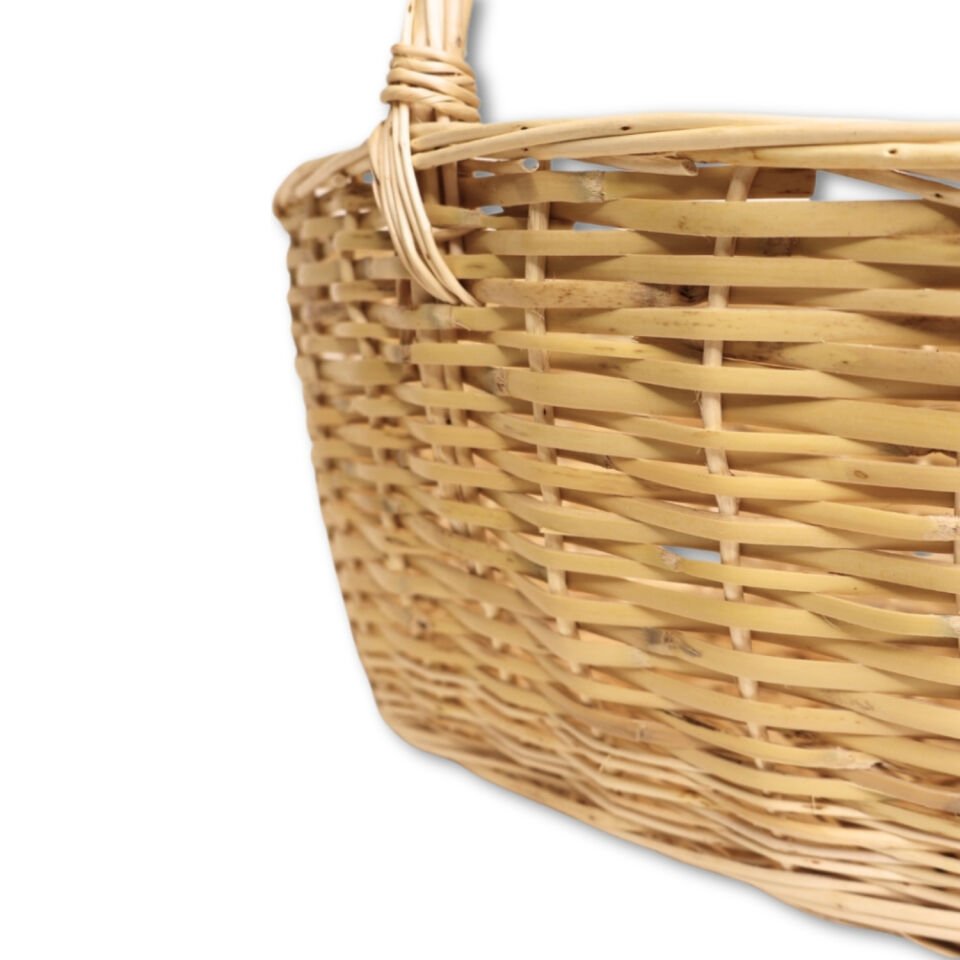 Oval saplı hasır sepet