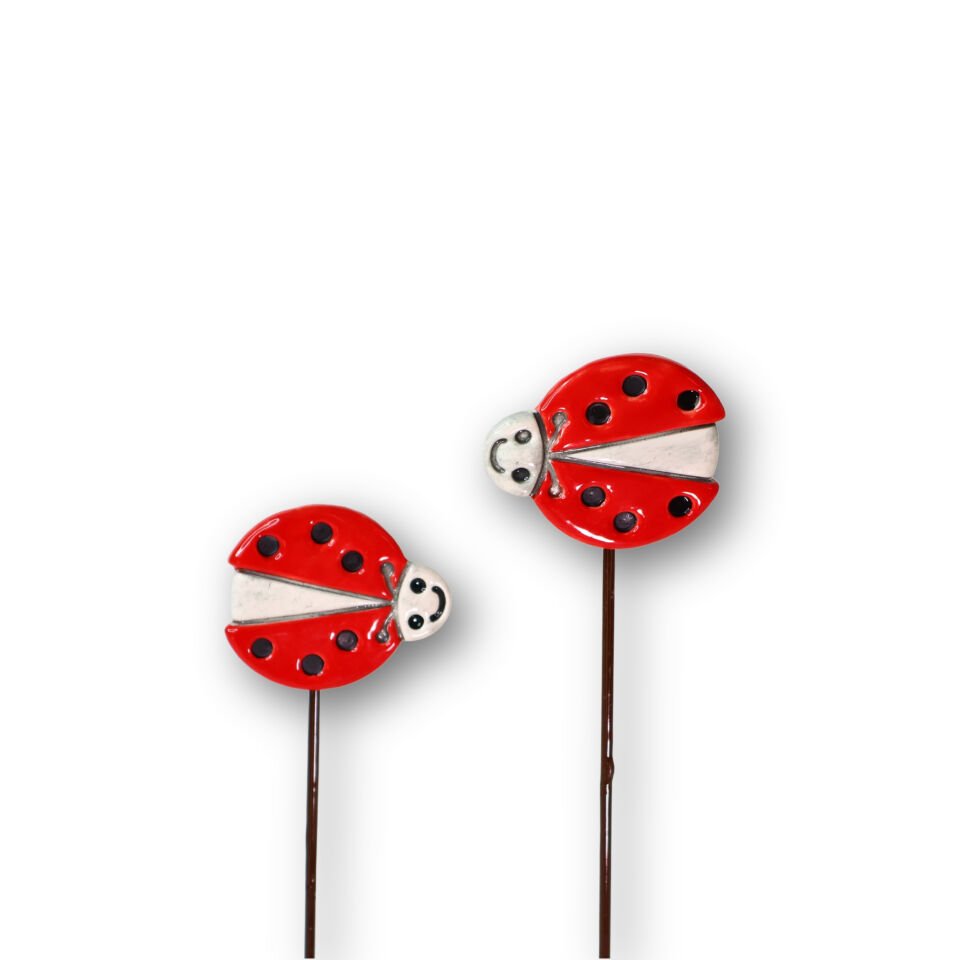 Seramik saksı süsü uğur böceği sola bakan