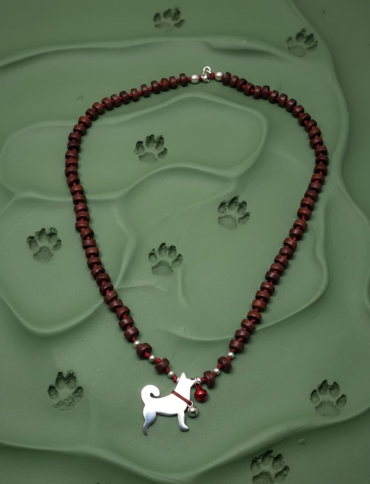 Köpek gümüş kolye