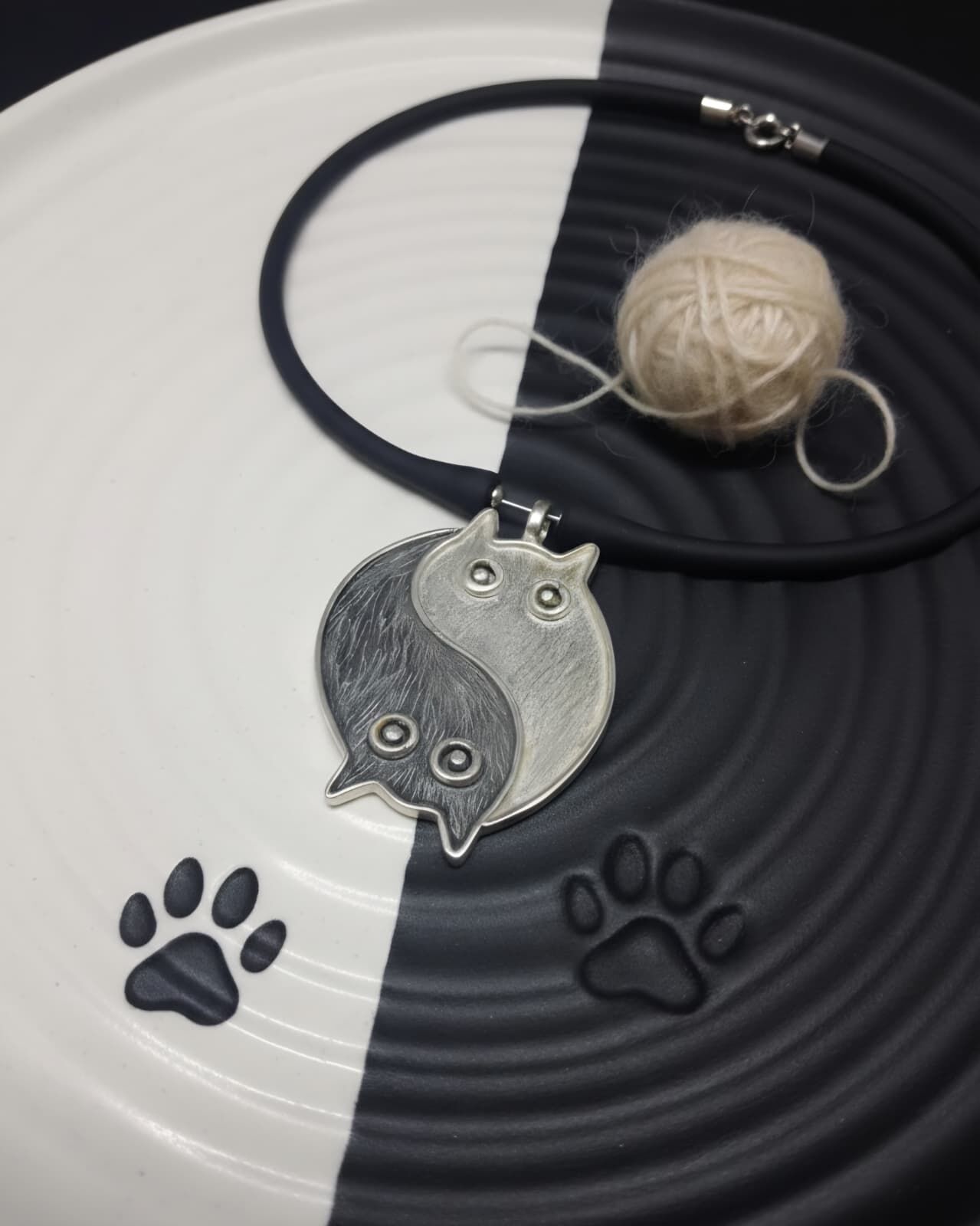 Ying Yang kedi kolyesi