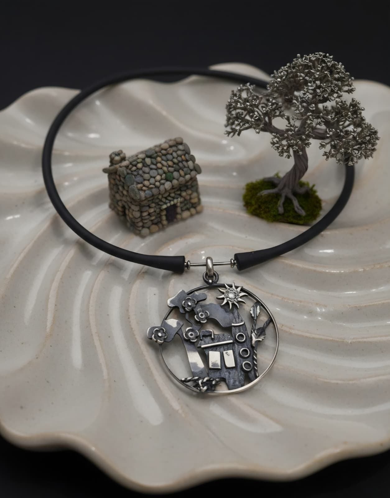 Şehir eskitme gümüş kolye